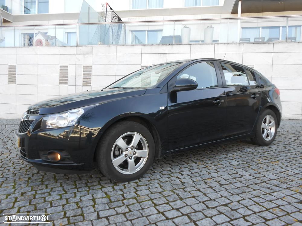 Chevrolet Cruze 1.6 LT - 2