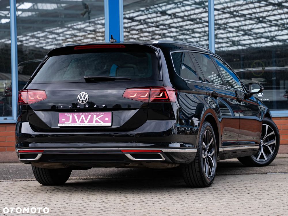 Volkswagen Passat 2.0 TSI Elegance DSG - 12