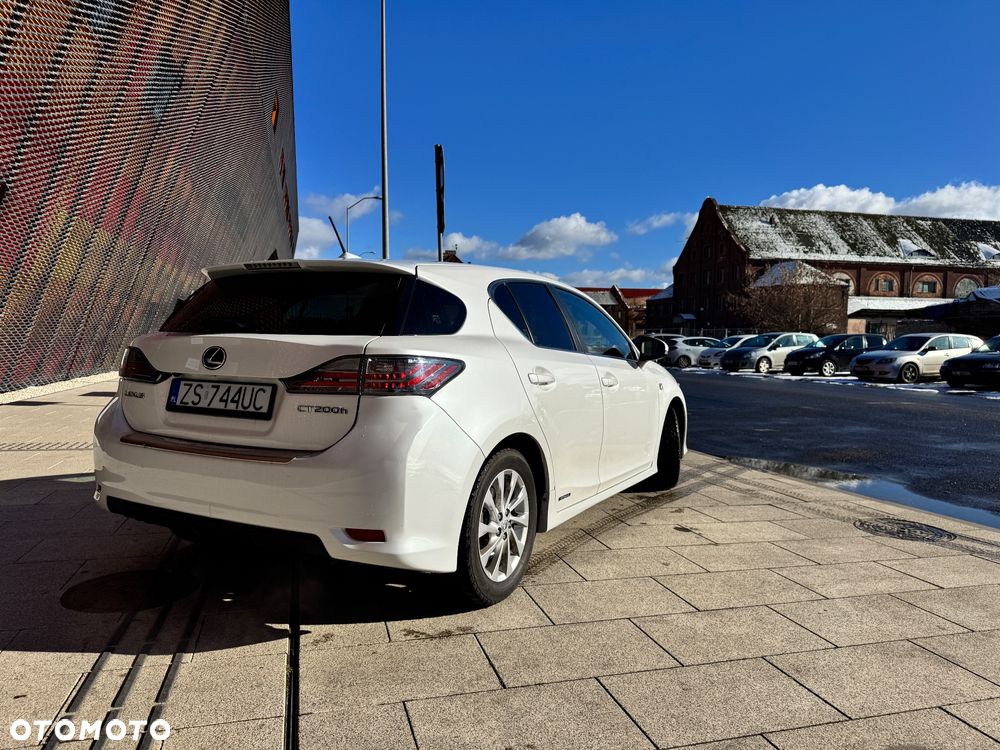 Lexus CT 200h F Sport - 6