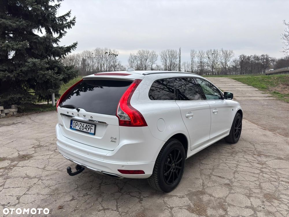 Volvo XC 60 D4 AWD Ocean Race - 3