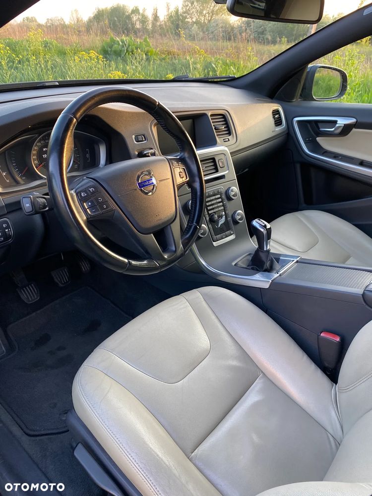 Volvo V60 D4 Drive-E Base - 9