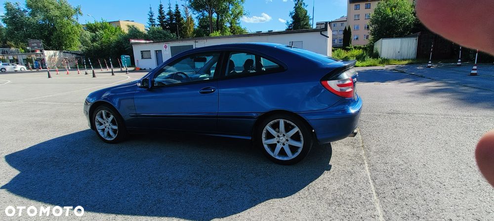 Mercedes-Benz Klasa C 180 Kompressor Automatik Sport Edition - 11