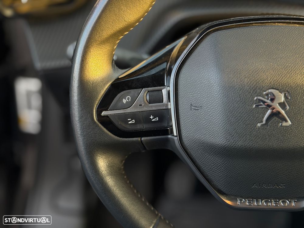 Peugeot 2008 BlueHDi 110 Active Pack - 12