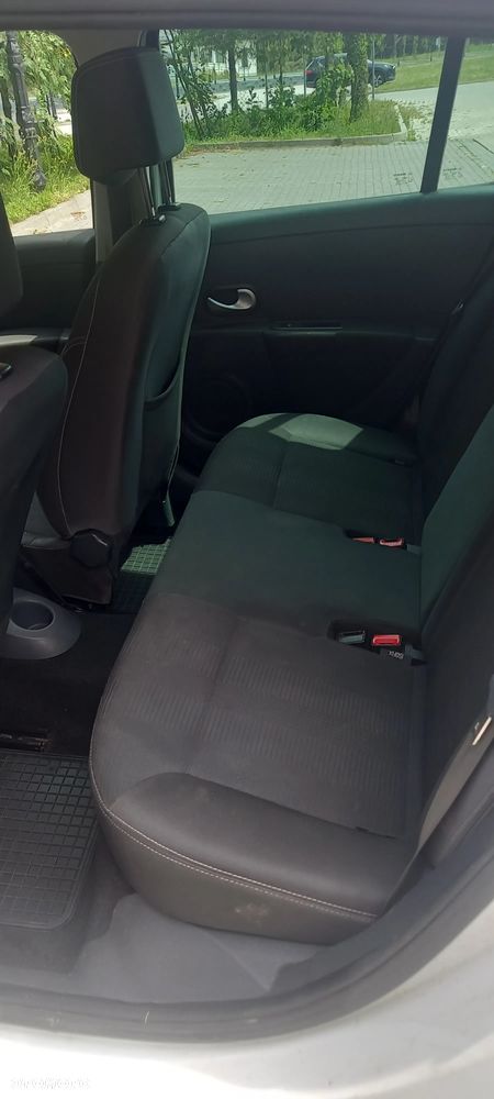 Renault Clio 1.2 16V Dwudziestka Euro5 - 7