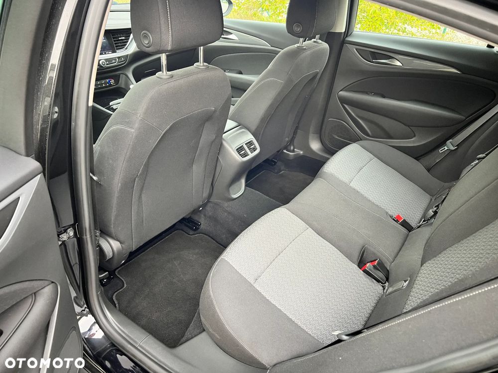 Opel Insignia 1.5 T Elite S&S - 13