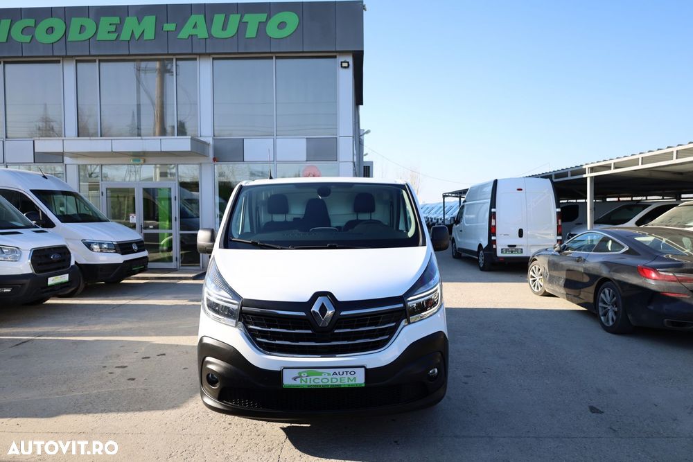 Renault Trafic - 10