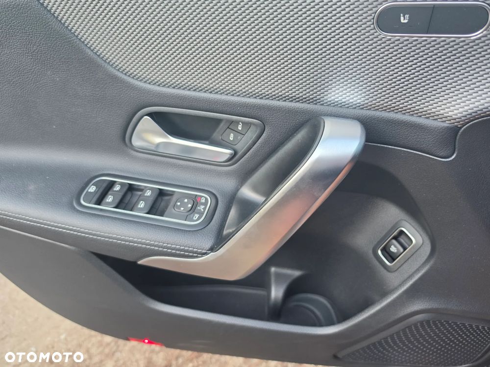 Mercedes-Benz Klasa A 200 Edition 2021 - 23