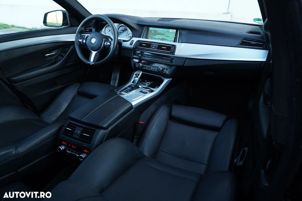 BMW Seria 5 525d Sport-Aut. Luxury Line - 12