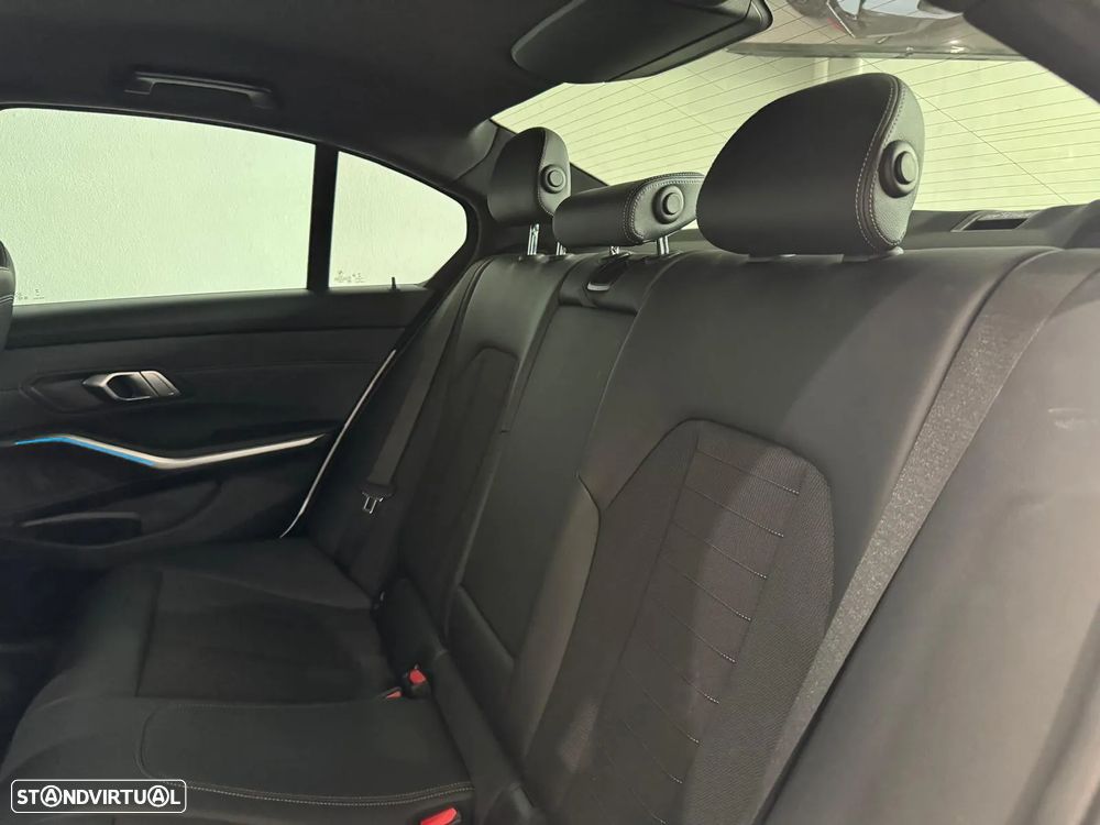 BMW 330 e Pack M Auto - 14