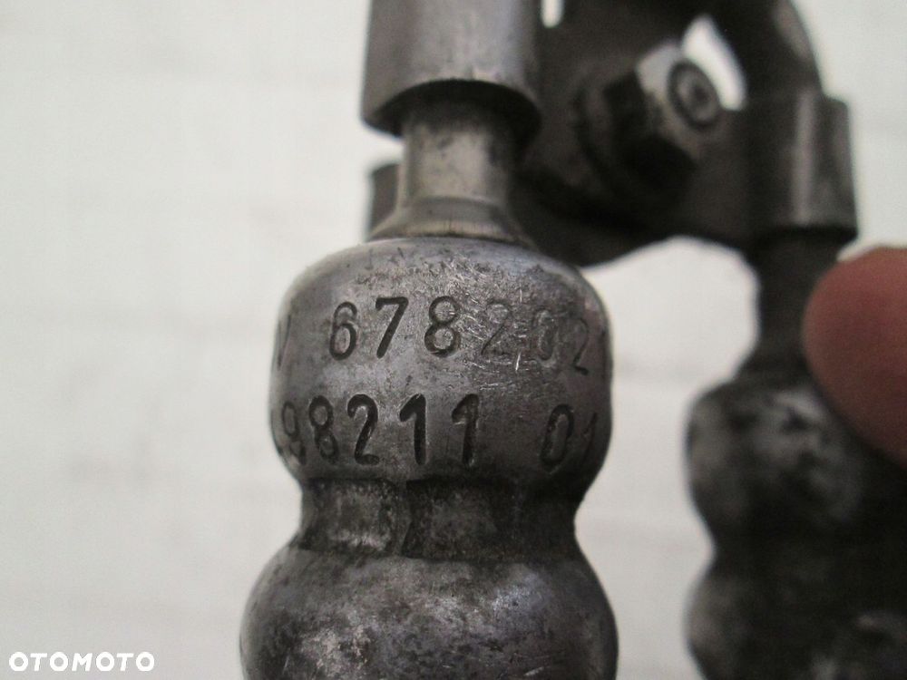 BMW E60 525xi 528xi PRZEWÓD WSPOMAGANIA POWROTNY - 2