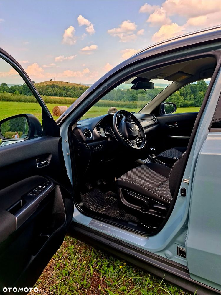 Suzuki Vitara 1.4 Boosterjet SHVS Premium 2WD - 9