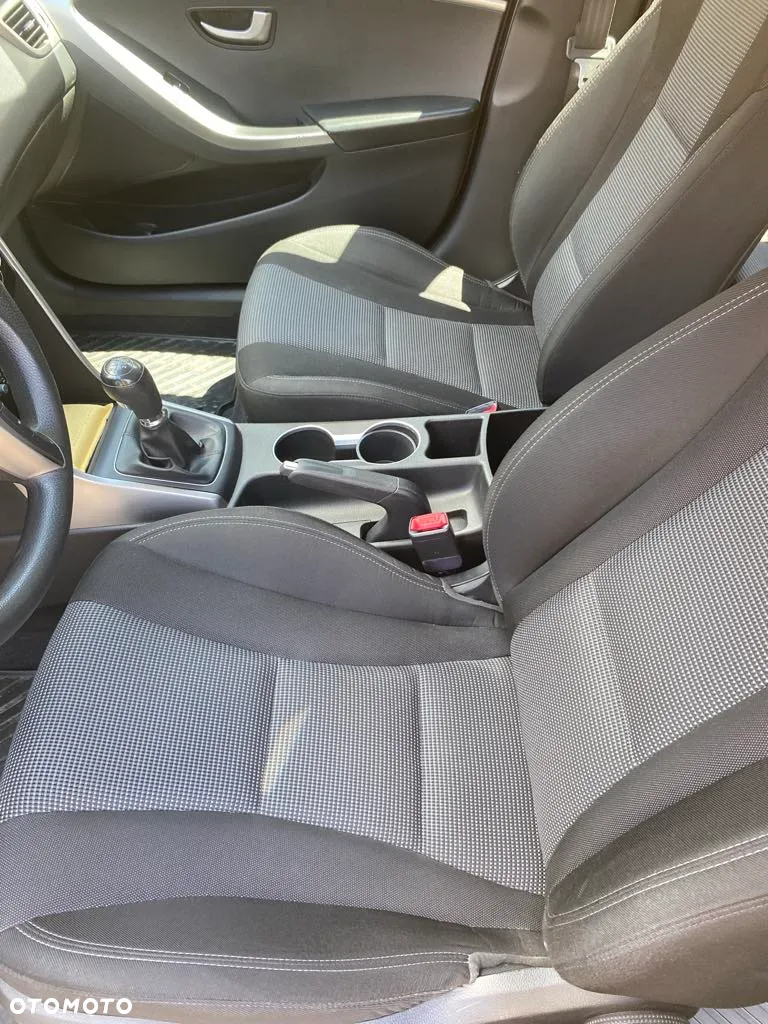 Hyundai i30 - 17