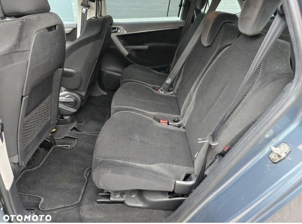 Citroën C4 Picasso - 16