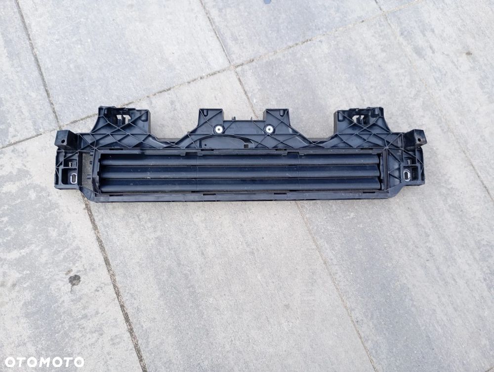 4KE KIEROWNICA WLOT POWIETRZA AUDI E-TRON 4KE807771 - 4