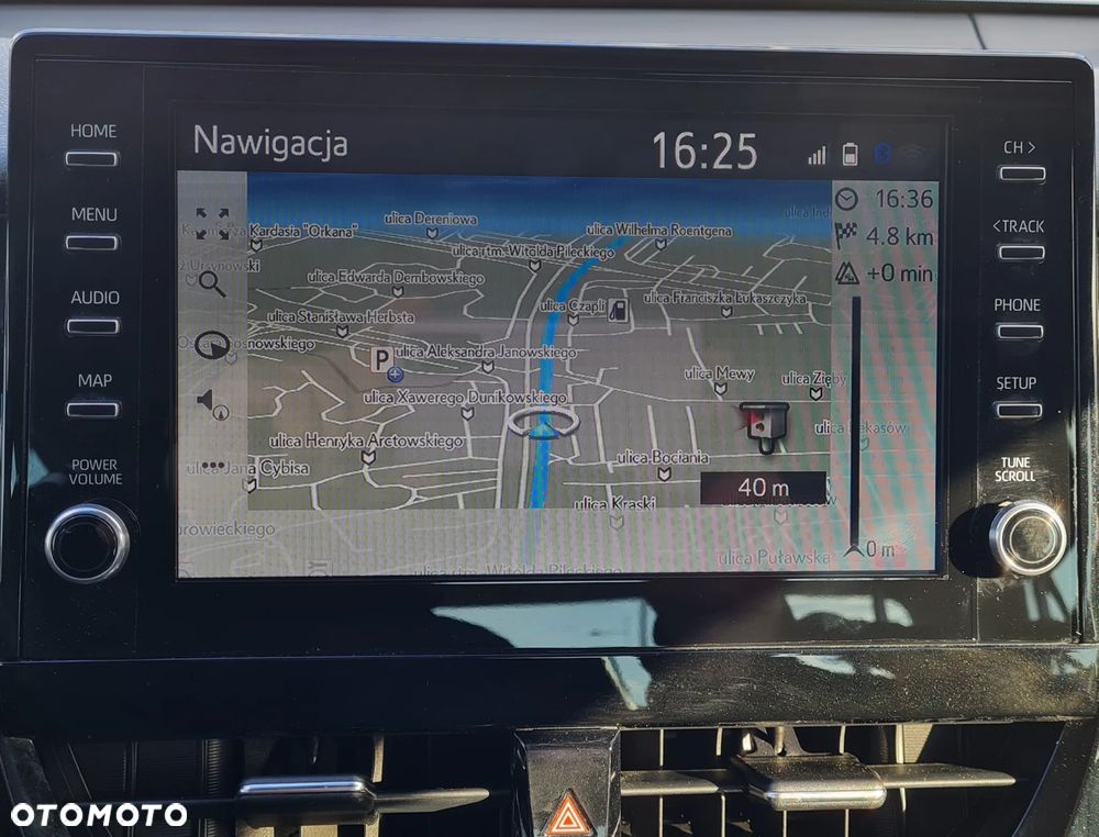 Toyota Camry 2.5 Hybrid Prestige CVT - 28