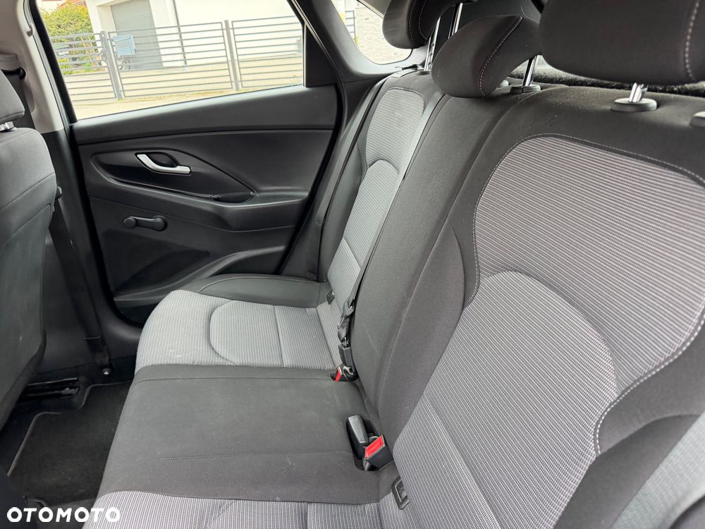 Hyundai i30 1.4 Fifa World Cup Edition - 14