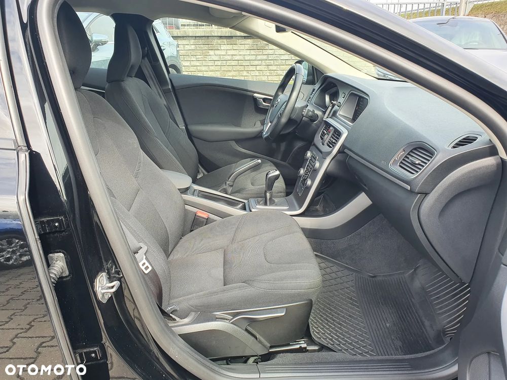 Volvo V40 D3 Kinetic - 18