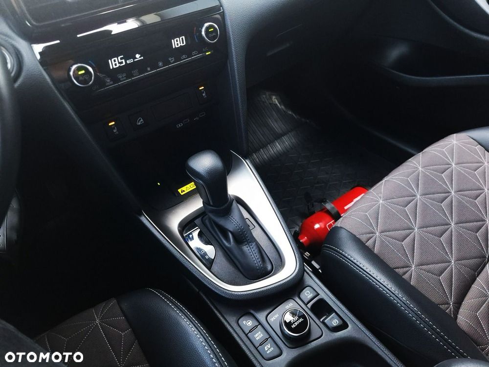 Toyota Yaris Cross Hybrid 1.5 Executive AWD - 12