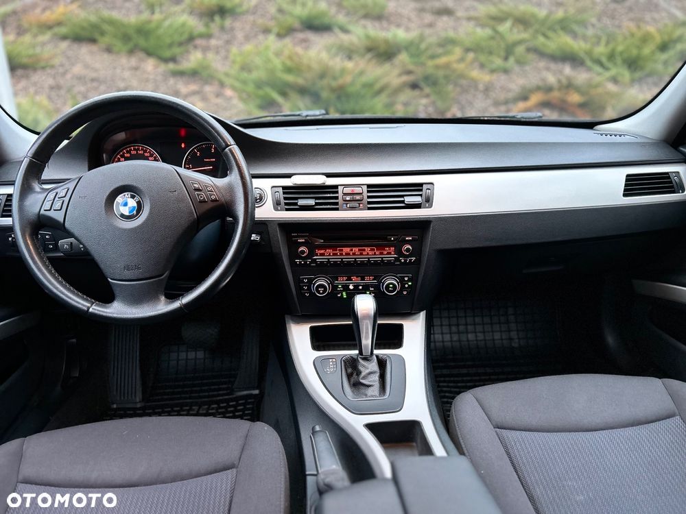 BMW Seria 3 320d DPF - 14