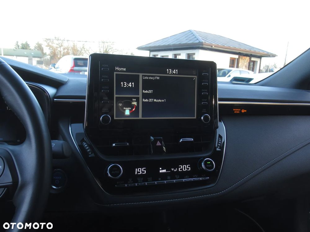 Toyota Corolla 2.0 Hybrid Comfort - 19