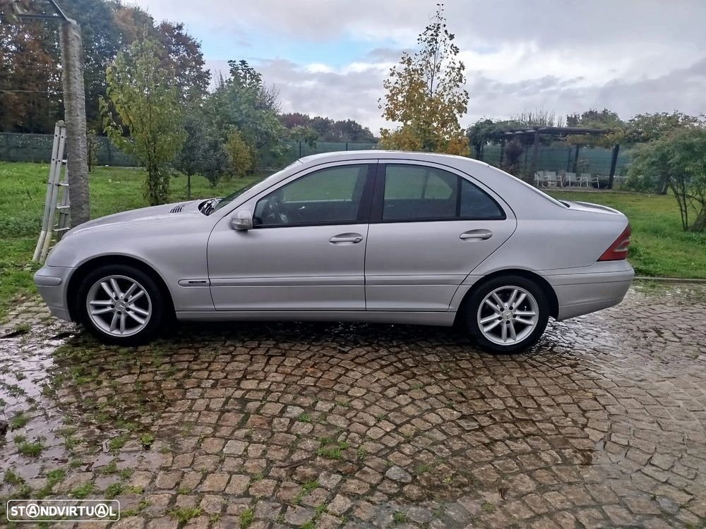 Mercedes-Benz C 220 - 12