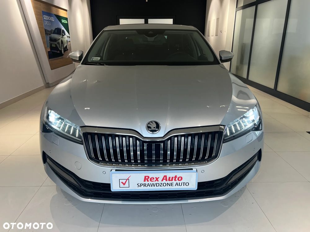 Skoda Superb 1.5 TSI Ambition DSG - 6