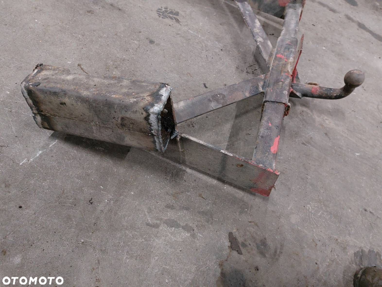 HAK HOLOWNICZY BRAK TABLICZKI MERCEDES-BENZ T1 KACZKA 2.5 D - 2