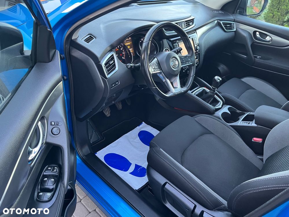 Nissan Qashqai 1.2 DIG-T N-Connecta EU6 - 9