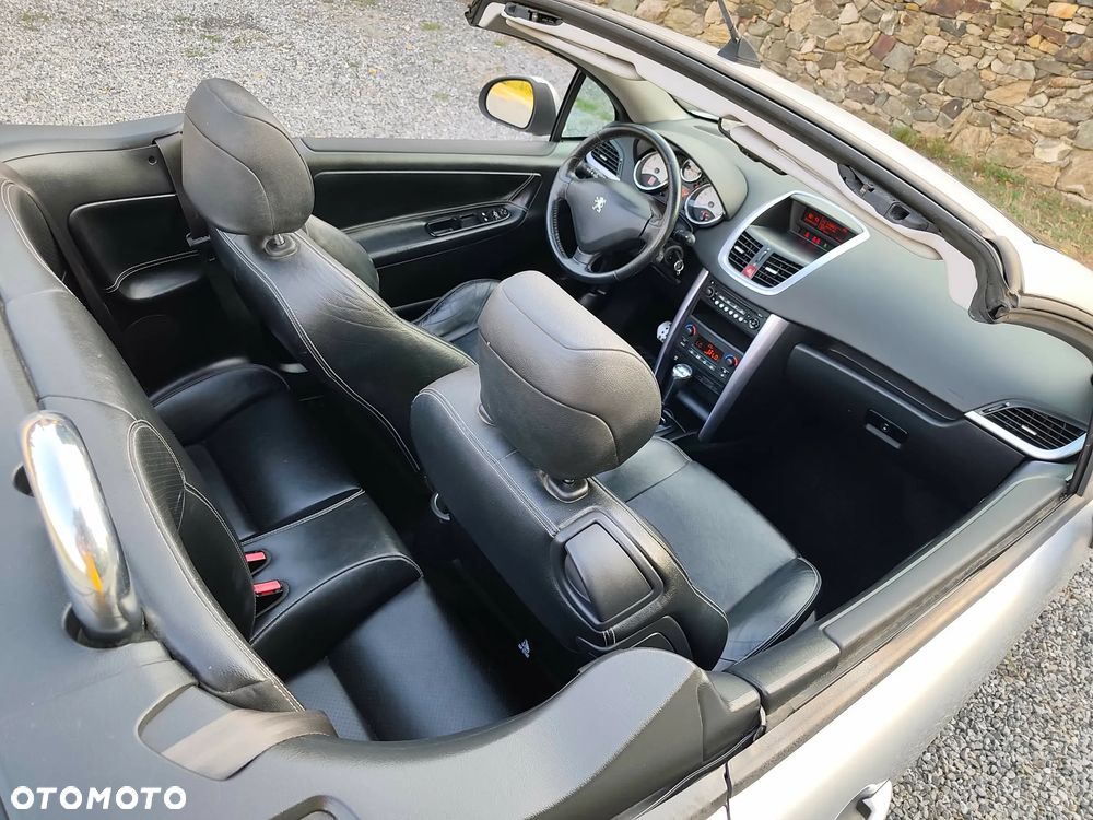 Peugeot 207 120 Automatik Premium - 17