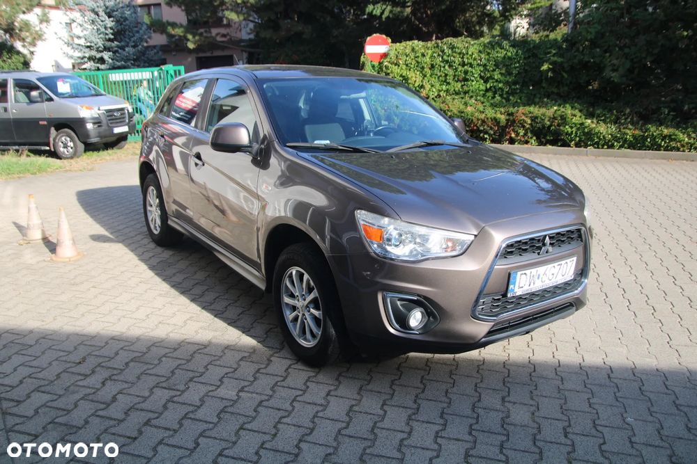 Mitsubishi ASX - 3