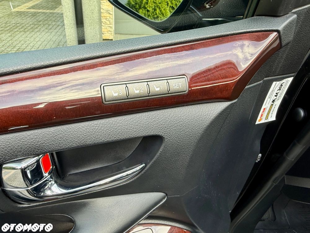 Lexus LX - 12