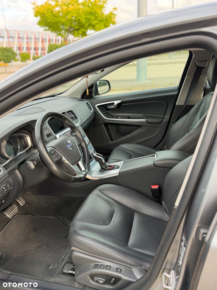 Volvo S60 T5 Geartronic Momentum - 9