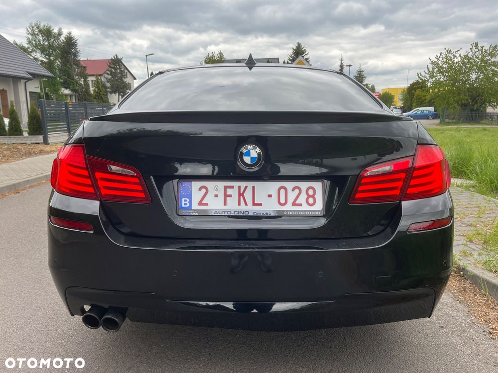 BMW Seria 5 525d - 9