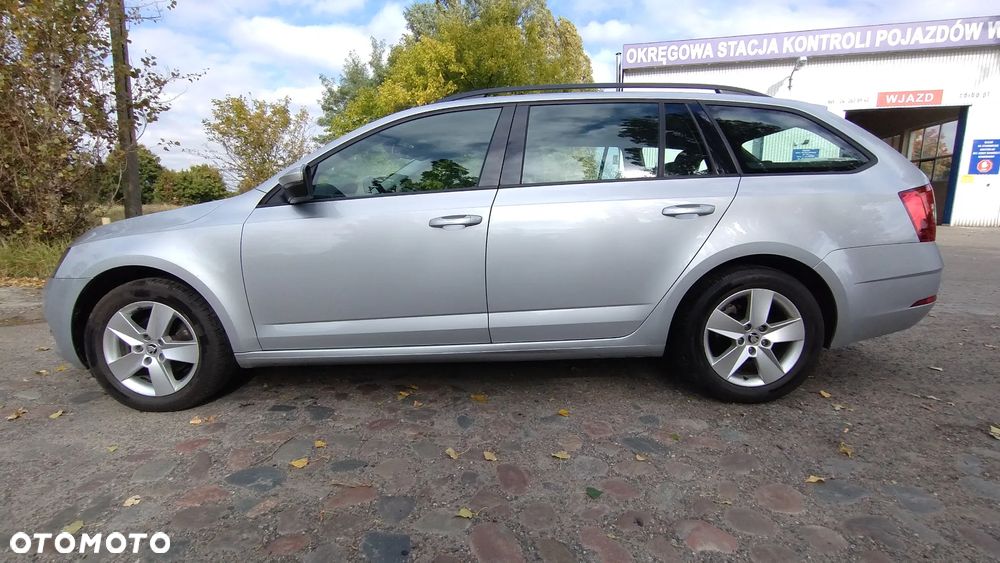 Skoda Octavia ver-1-6-tdi-ambition - 8
