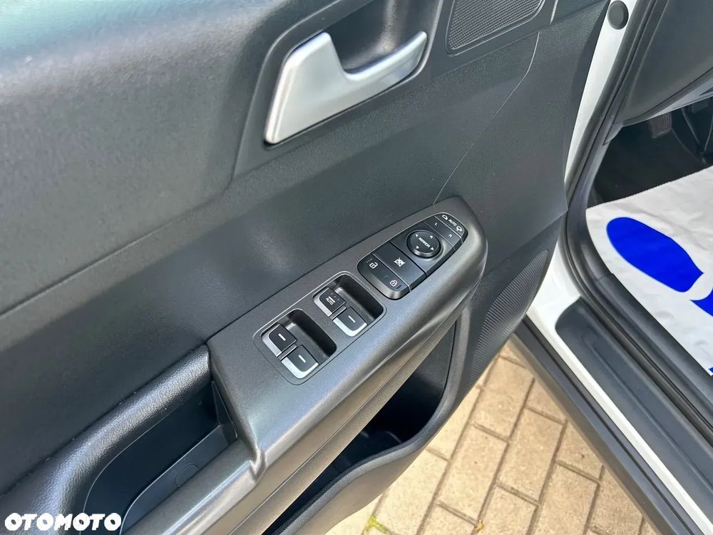 Kia Sportage 1.6 GDI 2WD Attract - 16