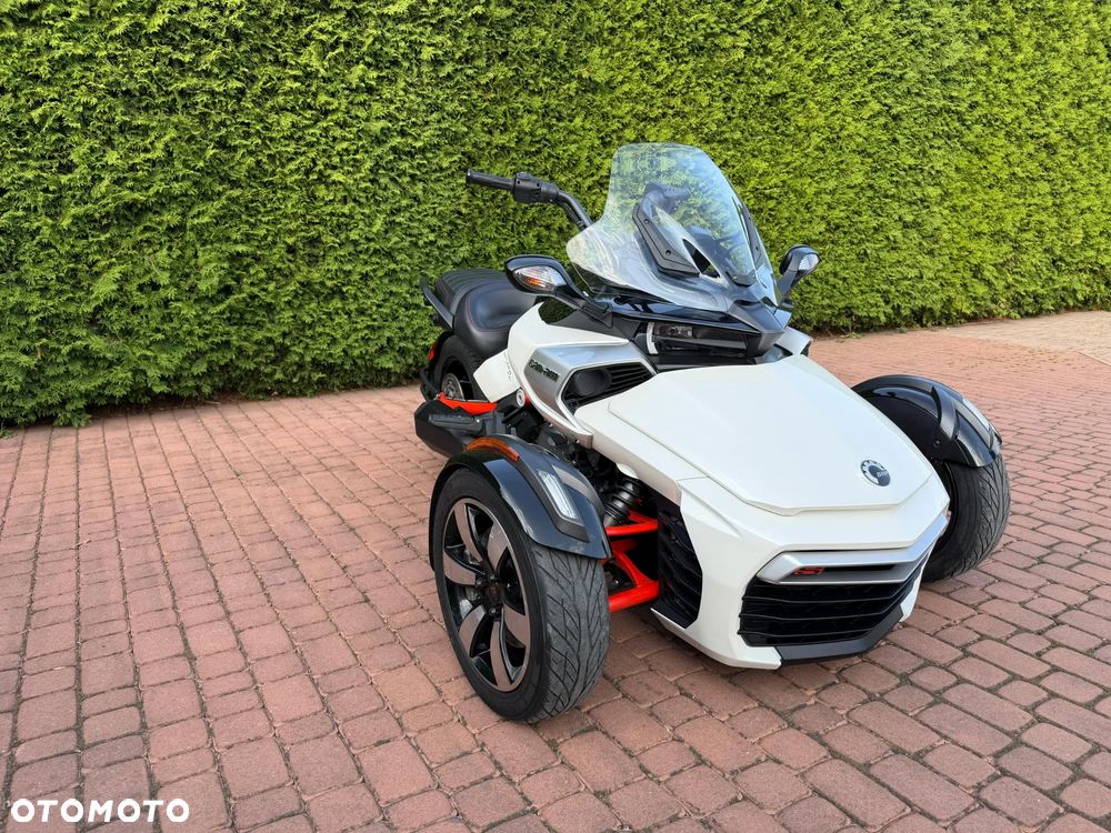 Can-Am Spyder - 3
