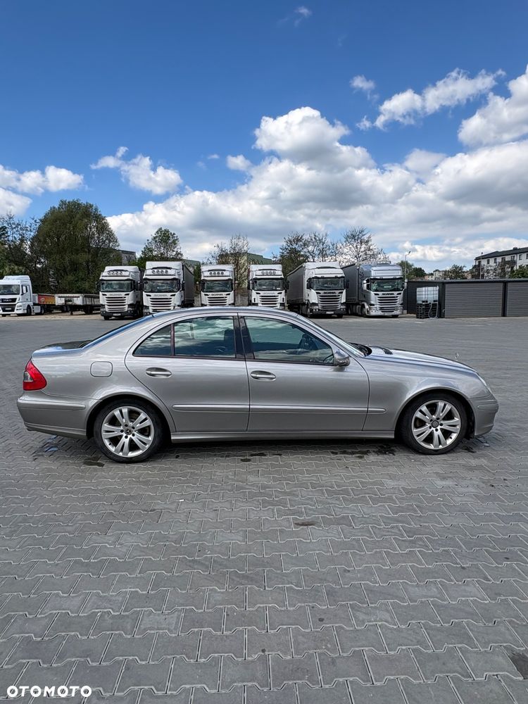 Mercedes-Benz Klasa E 320 CDI Elegance - 4