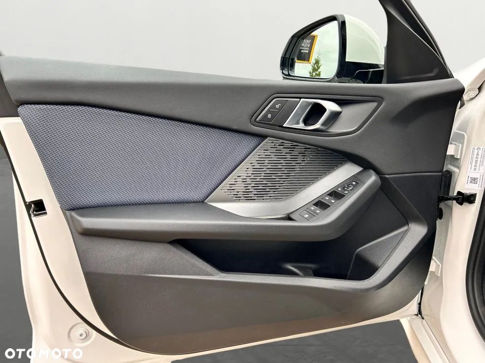 BMW Seria 1 - 18