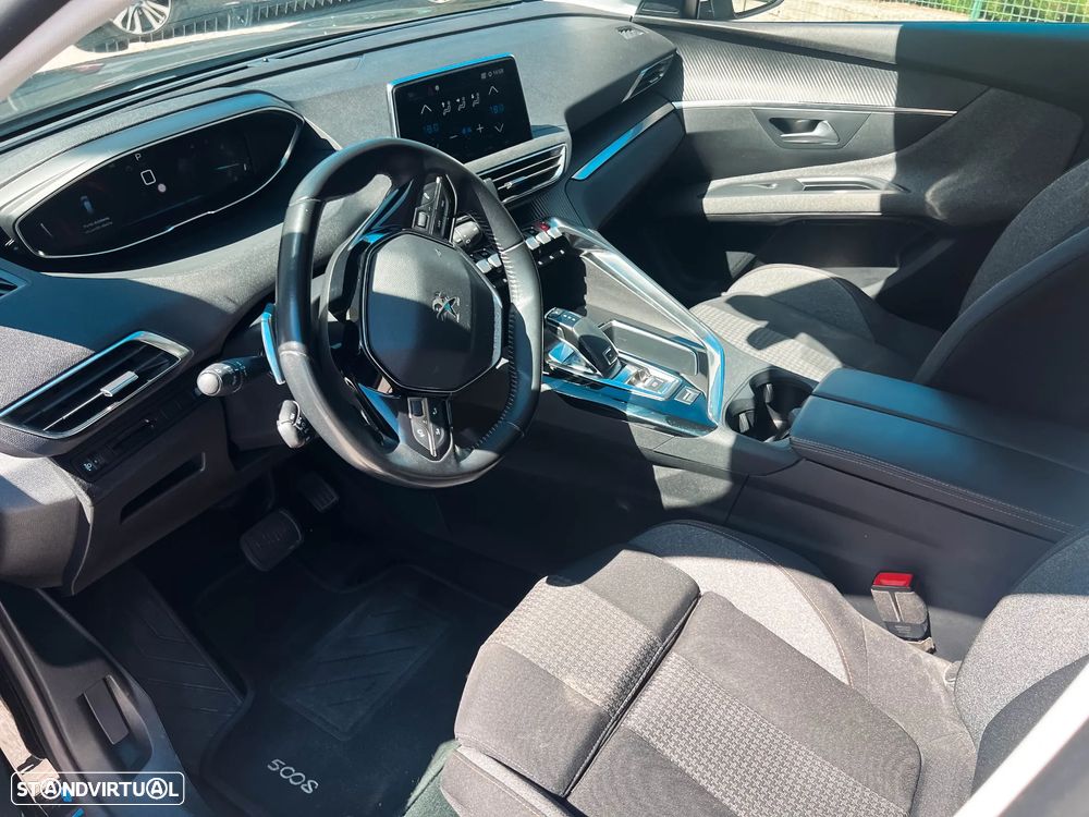 Peugeot 5008 1.5 BlueHDi Allure Pack EAT8 - 6