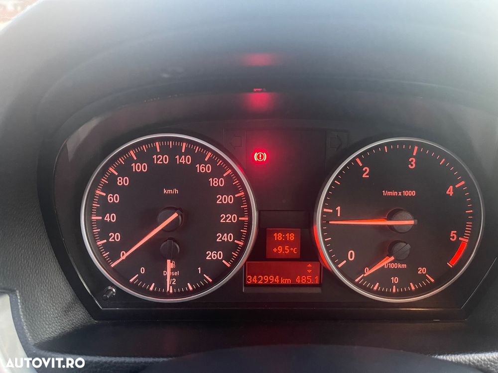 BMW Seria 3 320d - 12