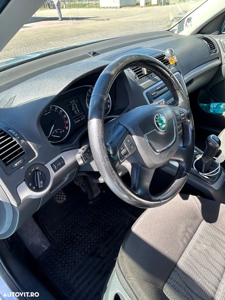 Skoda Octavia 2.0 TDI Business - 7