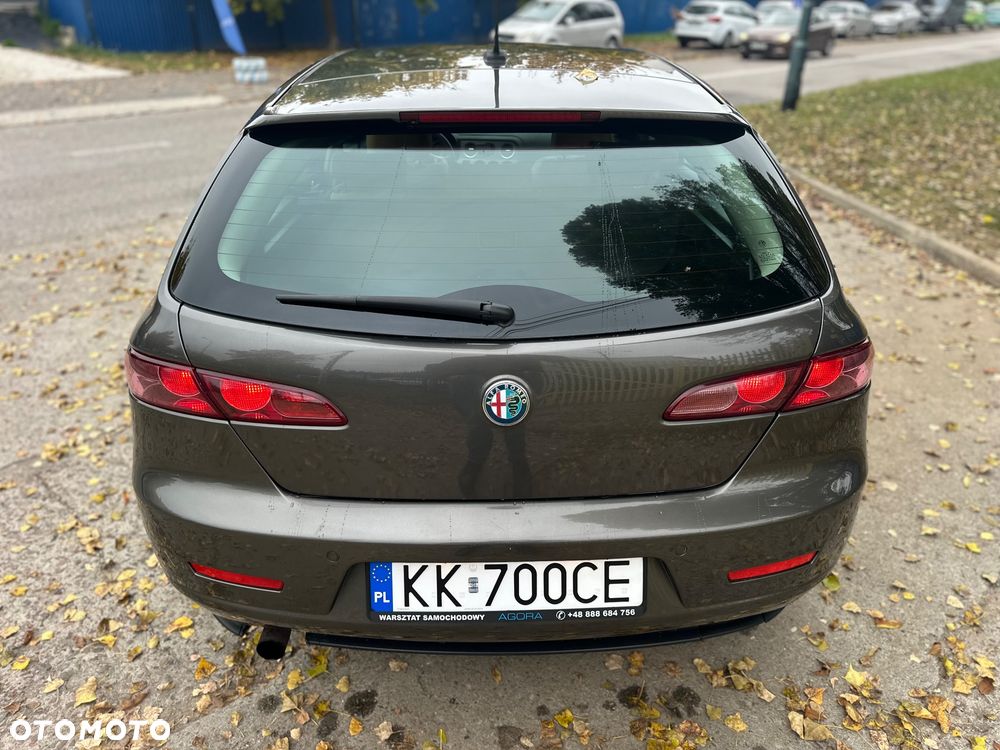 Alfa Romeo 159 - 8