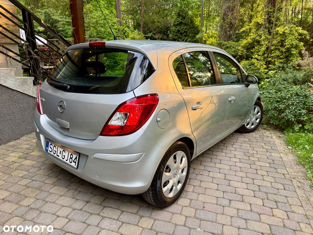 Opel Corsa 1.4 16V Energy - 10
