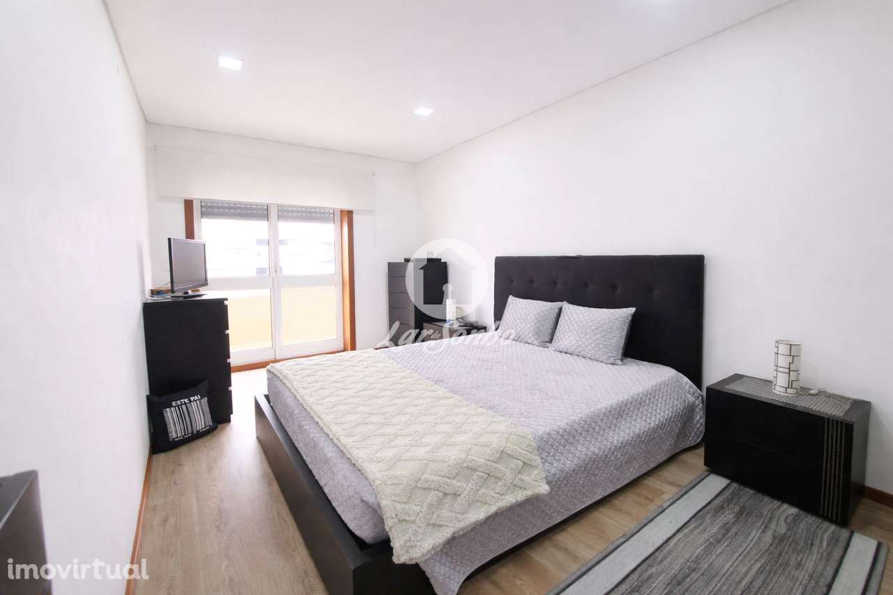 Apartamento T3 Remodelado no Centro da Cidade de Barcelos - Grande imagem: 5/26