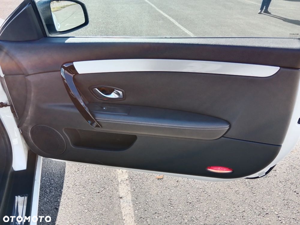 Renault Laguna 2.0 dCi Monaco GP2 - 19