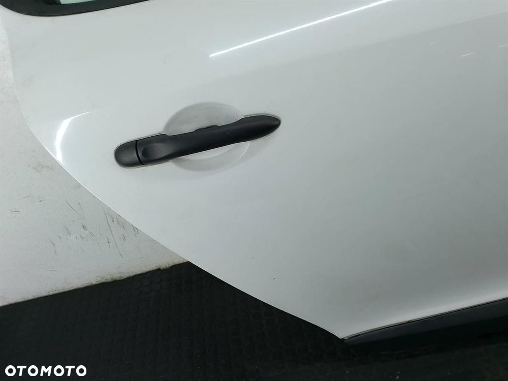 DRZWI TYŁ PRAWY  RENAULT MEGANE III OV369 HATCHBACK - 10