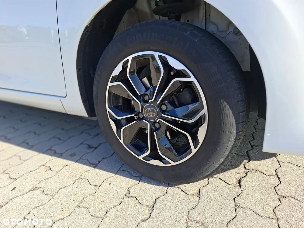 Toyota Aygo x - 17