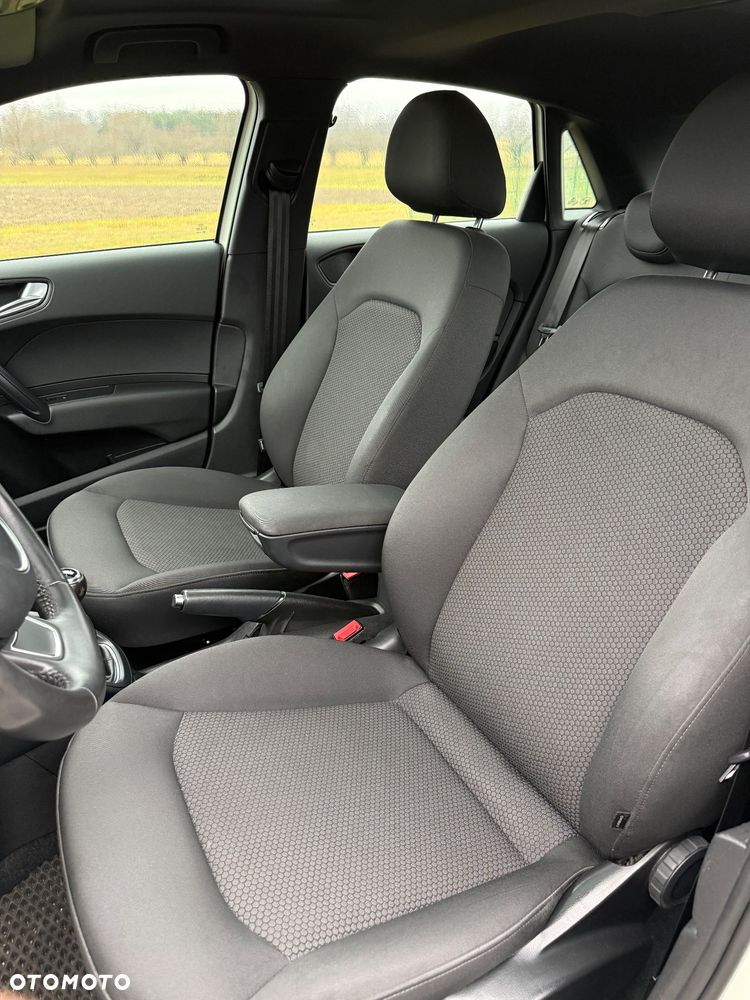 Audi A1 Sportback 1.6 TDI S line edition - 23
