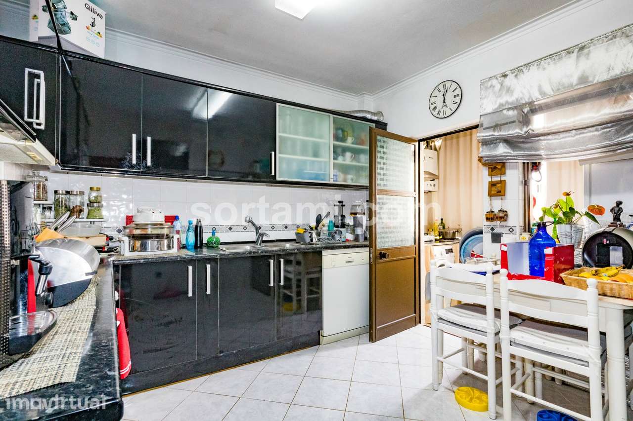 Apartamento T3 Venda em Quarteira,Loulé - Grande imagem: 5/18
