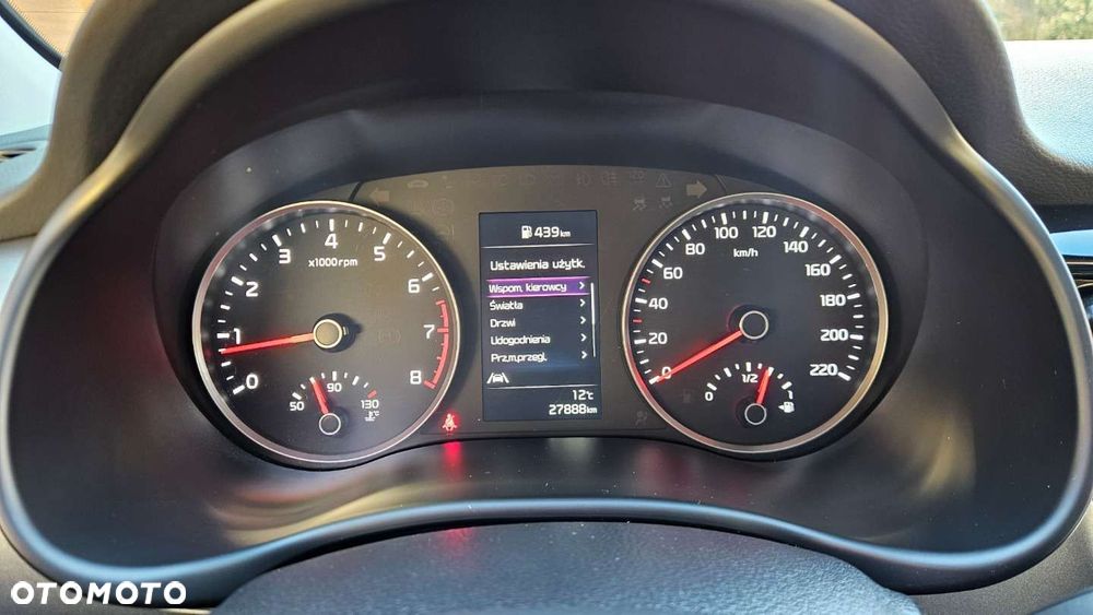 Kia Stonic - 32